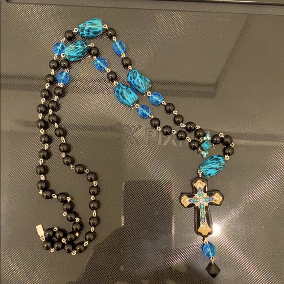 Necklace - Picture 1 of 1